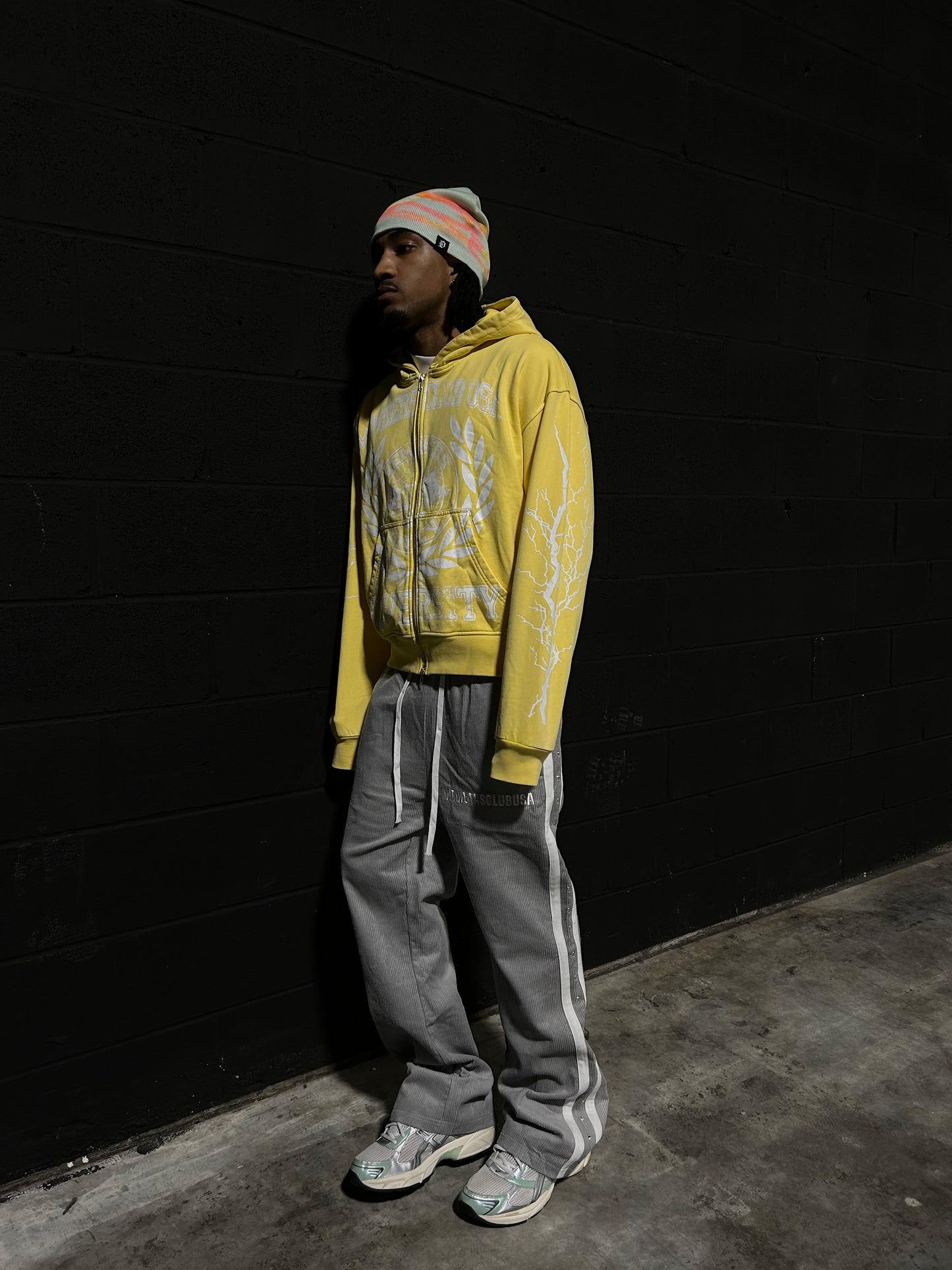 LIGHT YELLOW WASH UNIVERSITY HOODIE